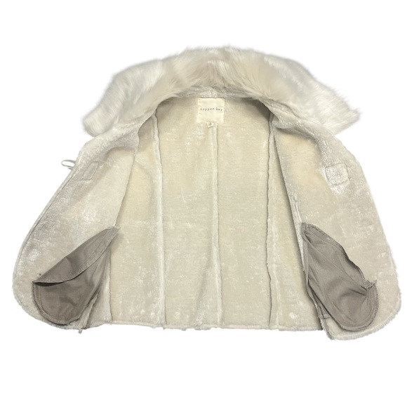 New Girls Copper Key 7/8 Tan Suede Faux Fur Vest - Picture 3 of 9